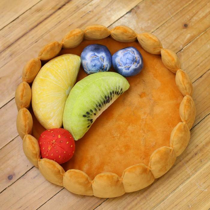 Cute Fruit Tart Pet Bed With Five Fruit Toys